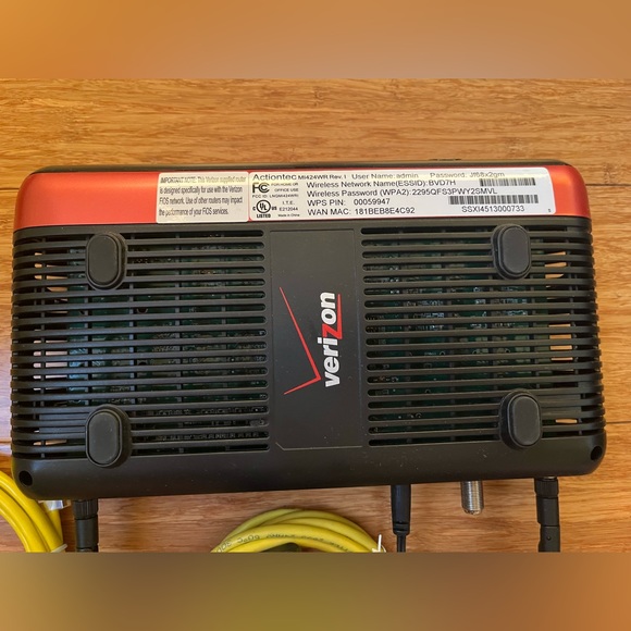 New VERIZON FIOS Actiontec Model MI424WR Rev I Gigabit Wireless Broadband Router - Picture 6 of 8